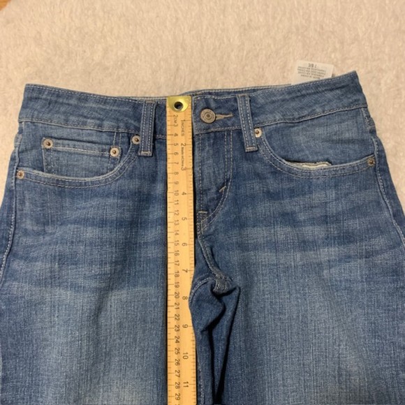 Levis Womens Blue Medium Wash Low Rise Wide Leg Curvy Cut 528 Jeans Size 7 S/C - Picture 7 of 8